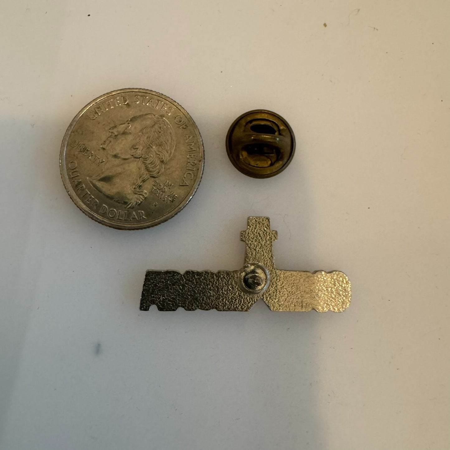 Vintage Oklahoma Oil Rig Derrick Enamel Lapel Pin
