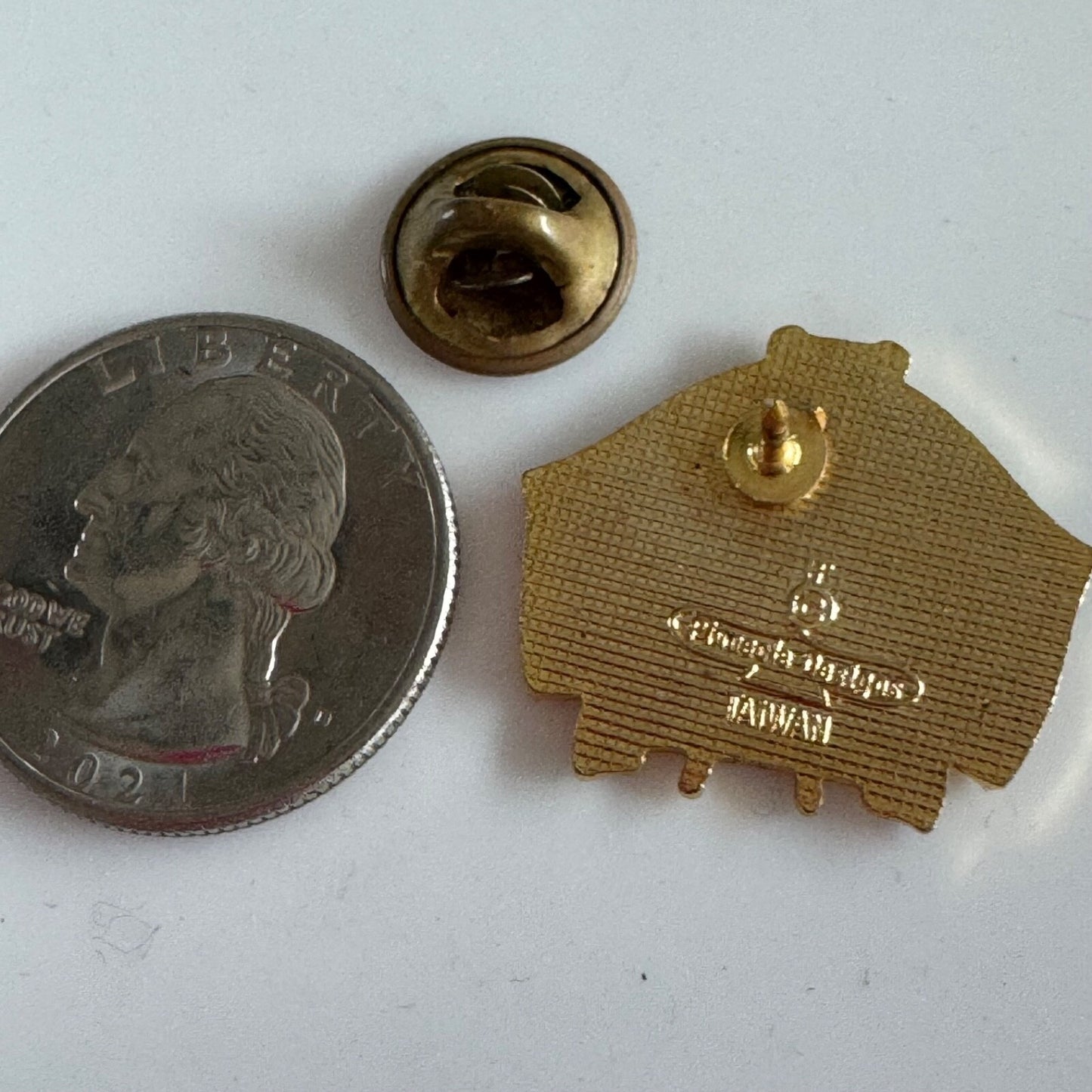 Vintage 1989 German Reunification Flag Enamel Lapel Pin East West Germany