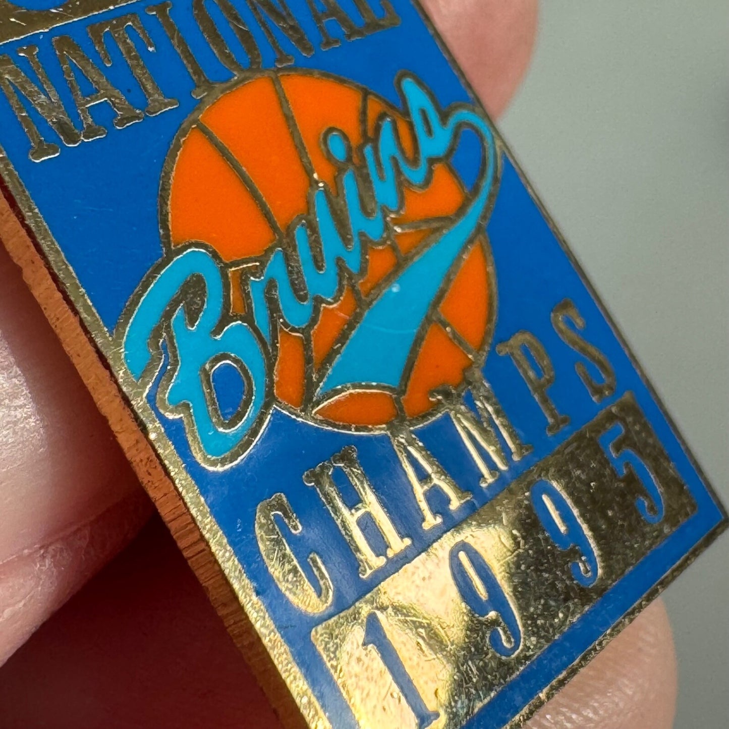 Vintage University of California Los Angeles UCLA Bruins Champs 1995 Lapel Pin