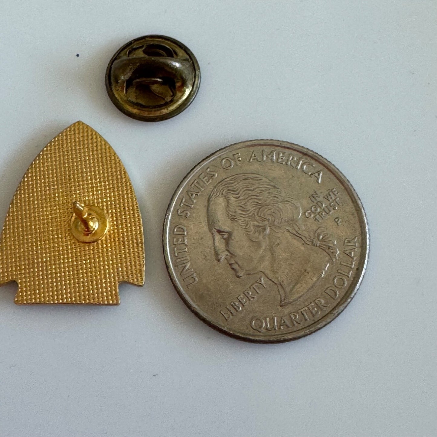 Vintage Greater Kansas City Crime Stoppers KC Pin Chiefs Themed