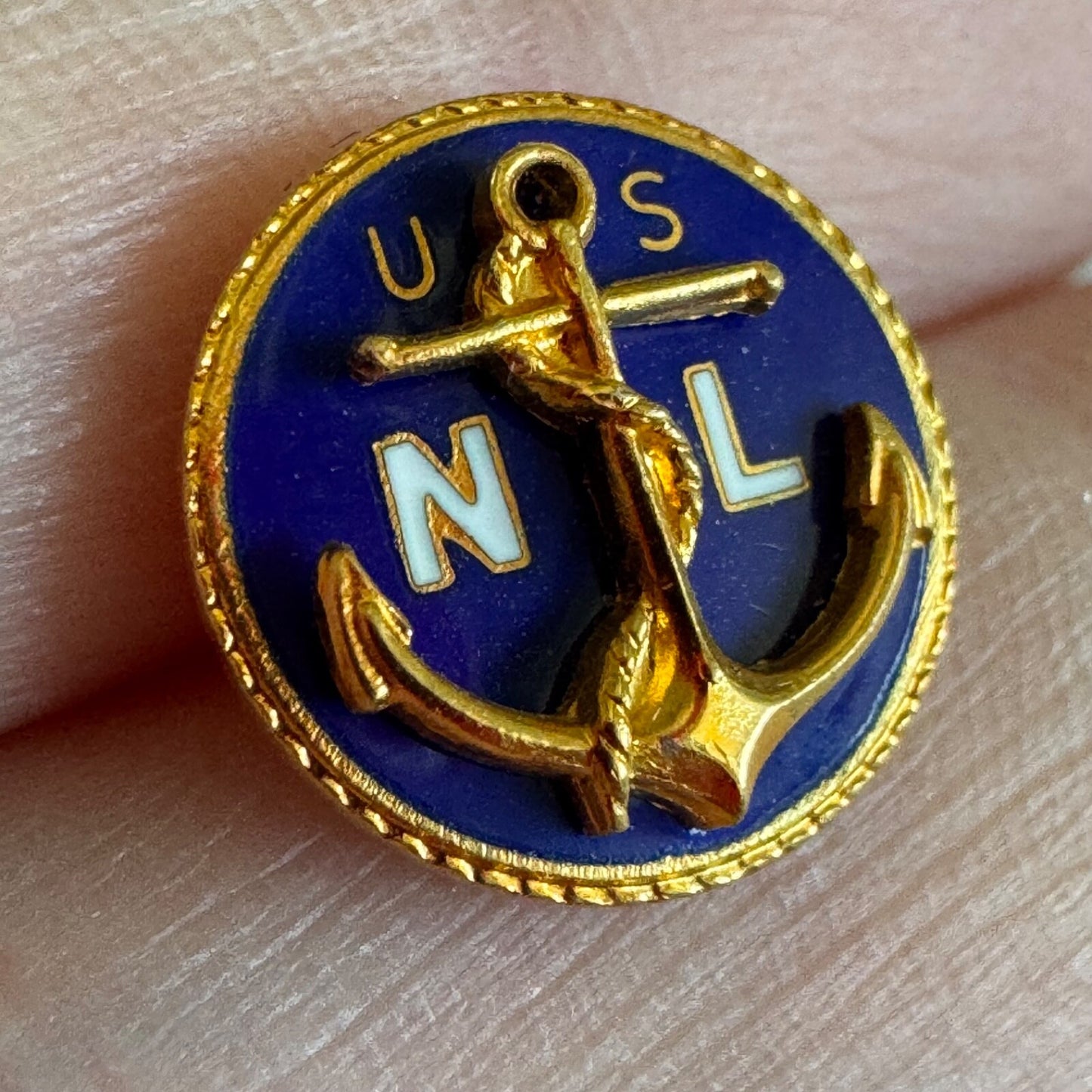 Vintage US Navy League Anchor Insignia Pin