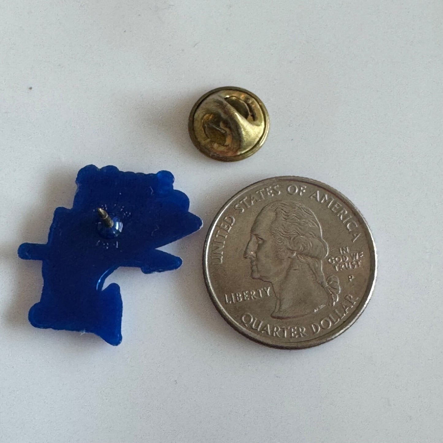 Spearfish South Dakota SD Trout Arrow Lapel Pin Blue and Silver Spear Fishing