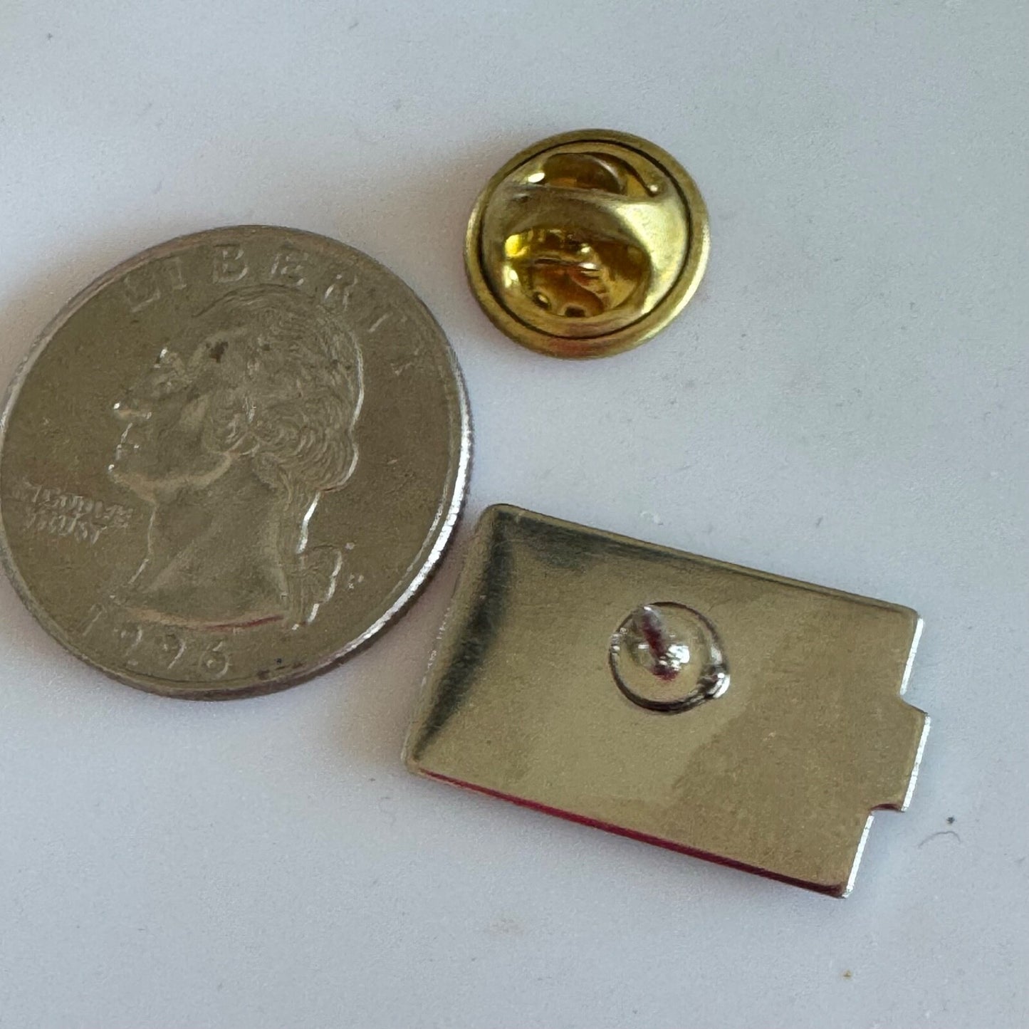 Duracell Battery Lapel Pin Advertising