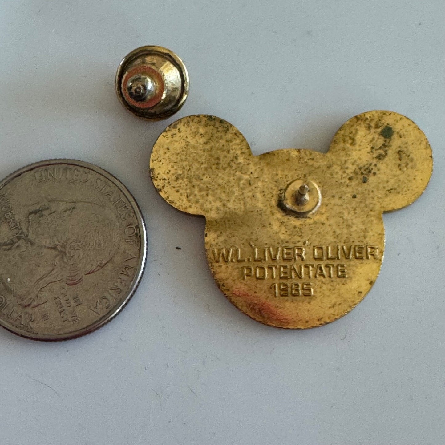 Vintage 1985 Disneyland Afifi It's a Shrine World Mickey Mouse Ears Lapel Pin