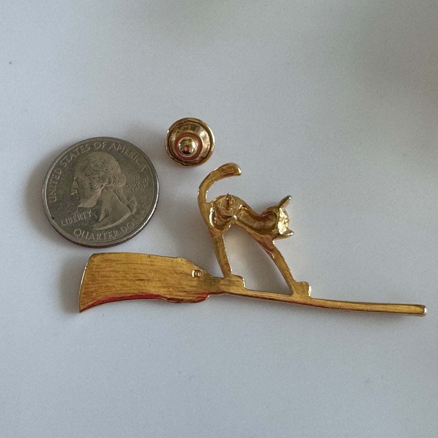 Vintage Avon Halloween Bewitching Cat on Broom Flying Gold Tone Lapel Pin