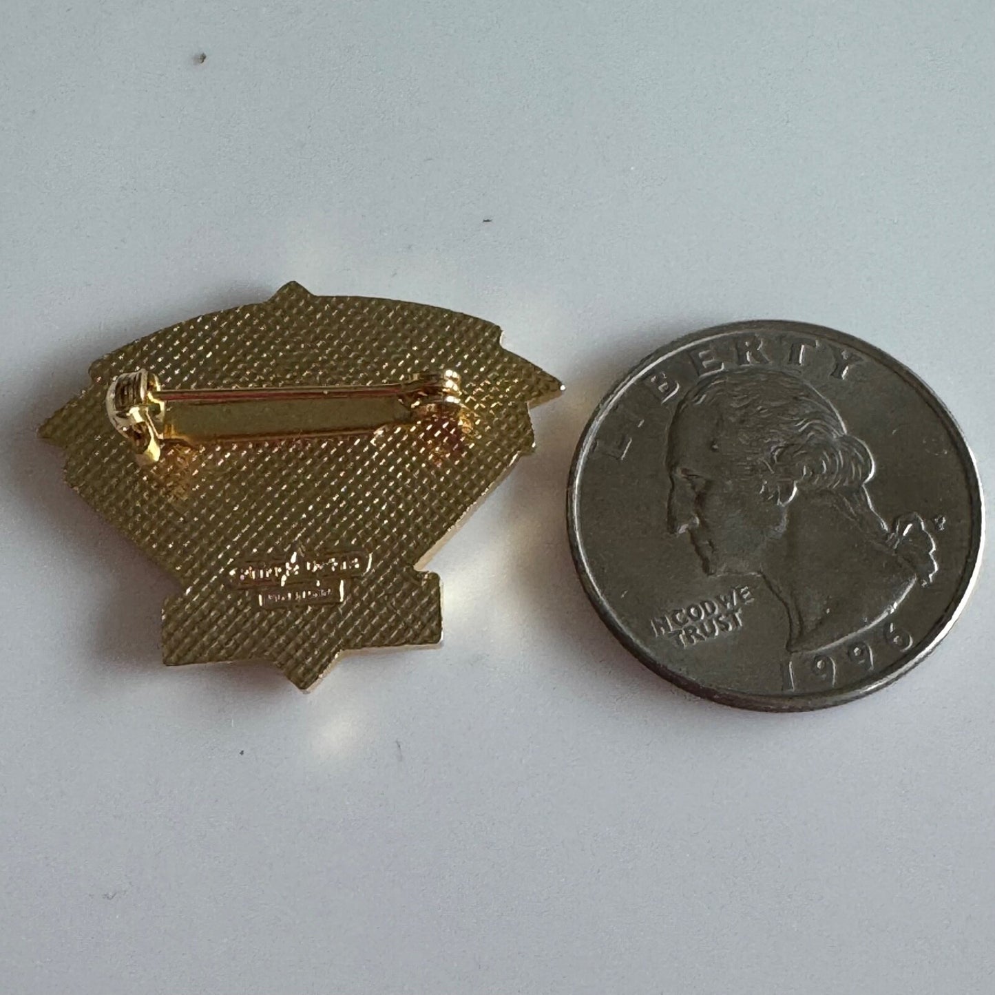 Vintage Silver Star Canada Ski Skiing Lapel Pin