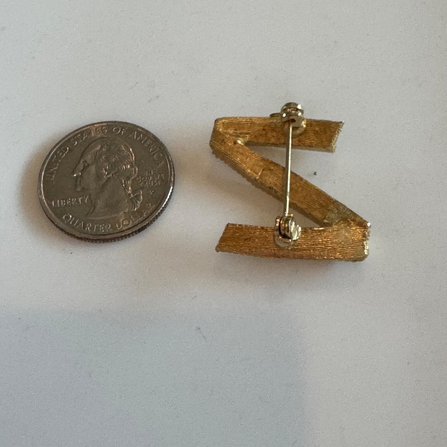 Vintage Letter Z Initial Gold Tone Brooch Pin New Old Stock