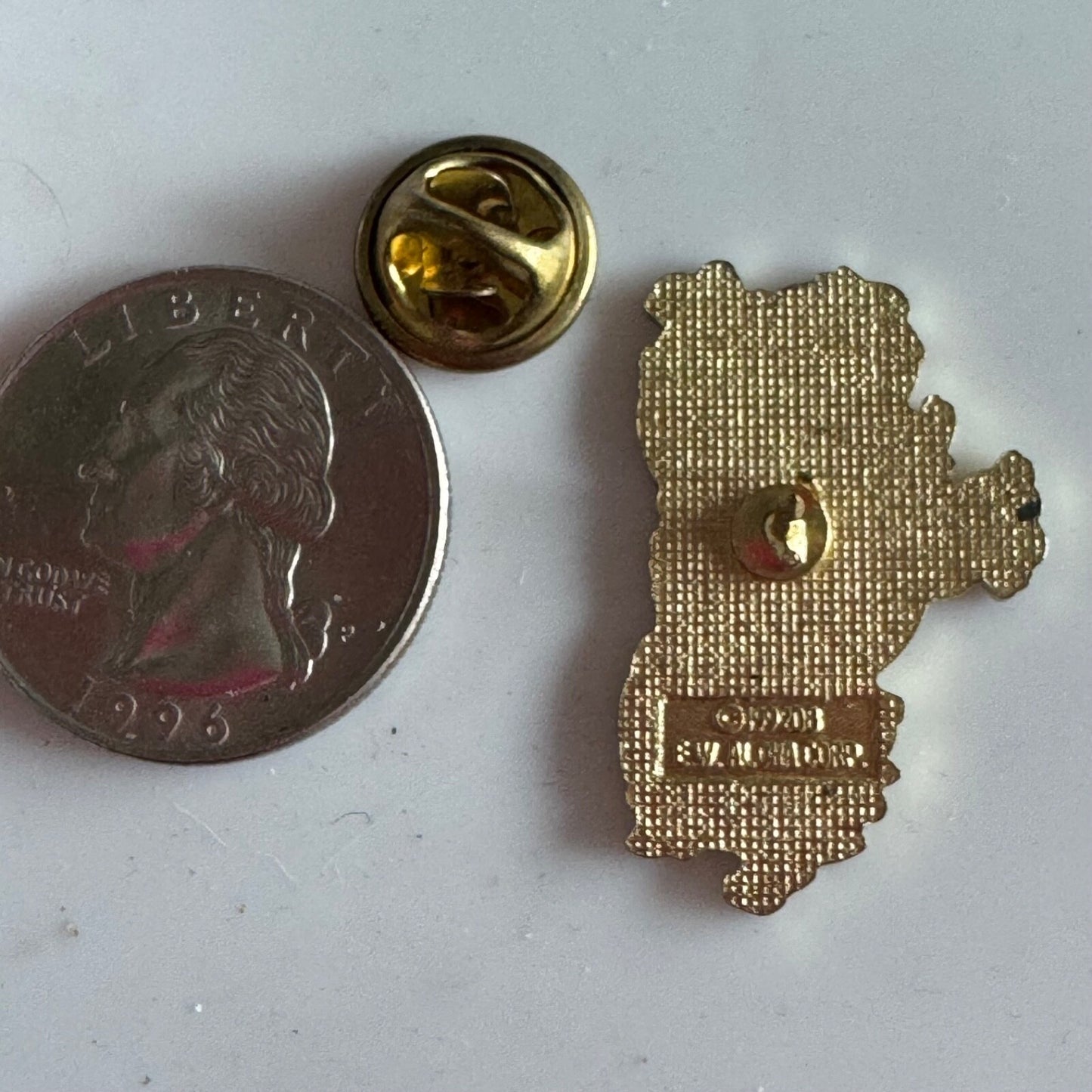 Vintage Hawaii Hula Dancer Lapel Pin Souvenir Tourist
