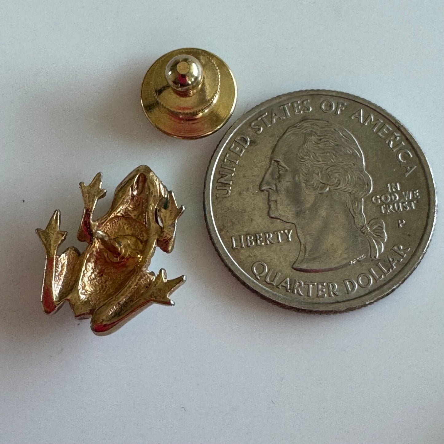 Vtg Crystal Tree Frog with Green Eyes Gold Tone Silver Tone Pin Brooch Tie Tack