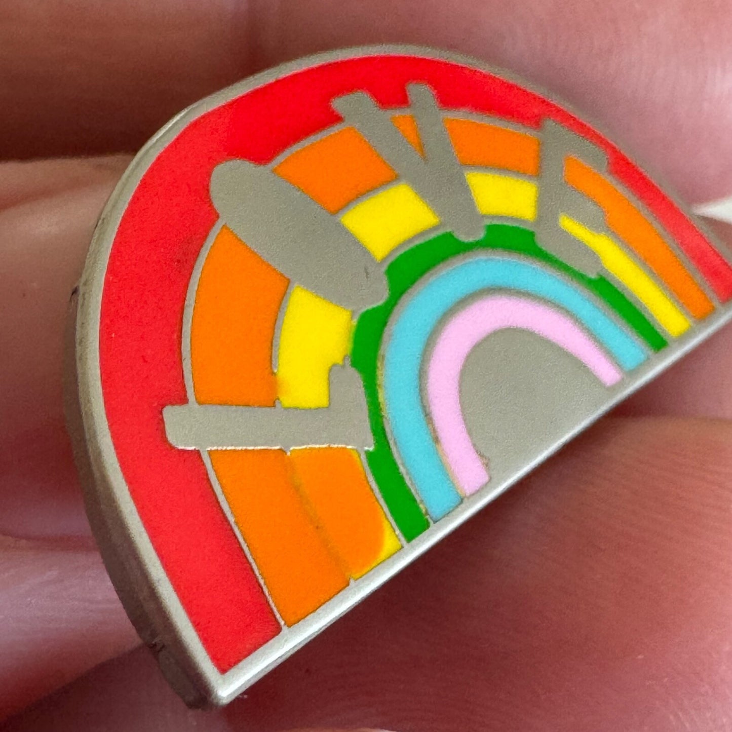 2018 Badge Bomb Rainbow LOVE Lapel Pin