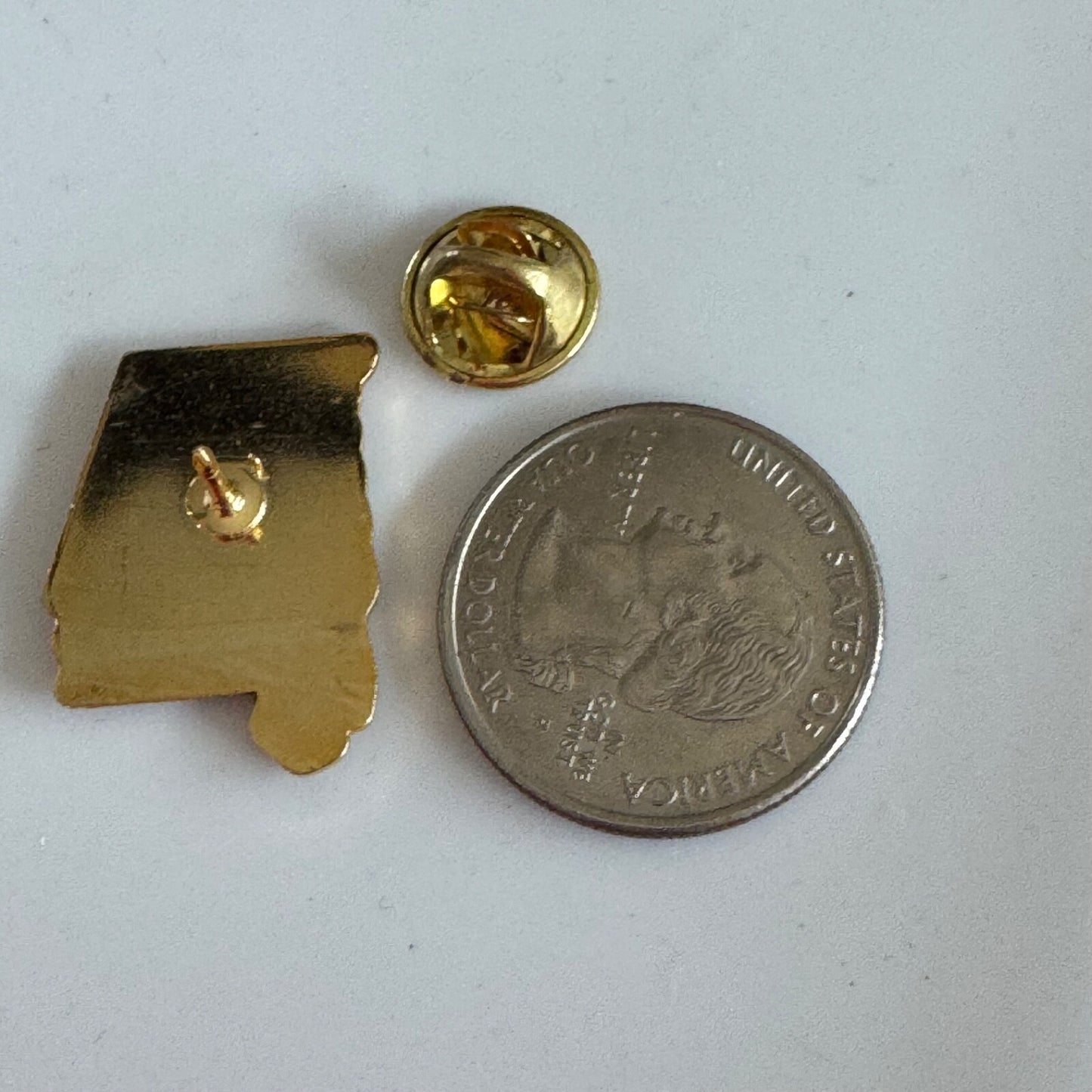Alabama State Souvenir Lapel Pin Camellia Yellowhammer