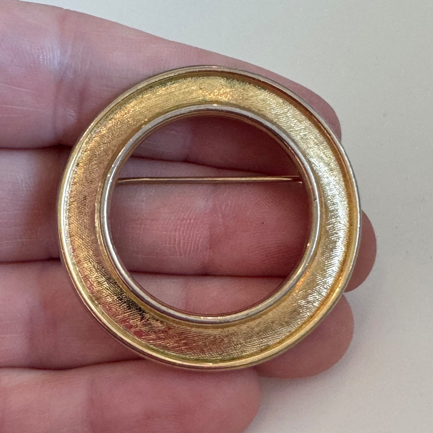 Vintage Crown Trifari Round Gold Tone Brooch AS IS Larger