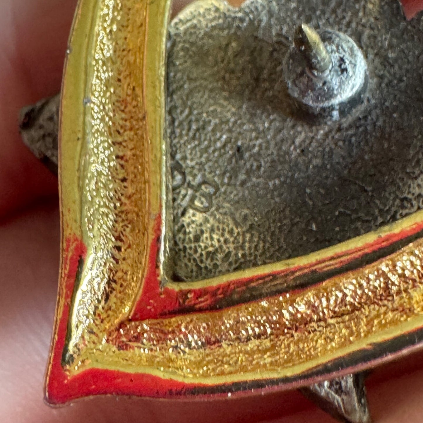 Nativity Scene Christmas Brooch – Pewter & Gold Tone Heart Frame