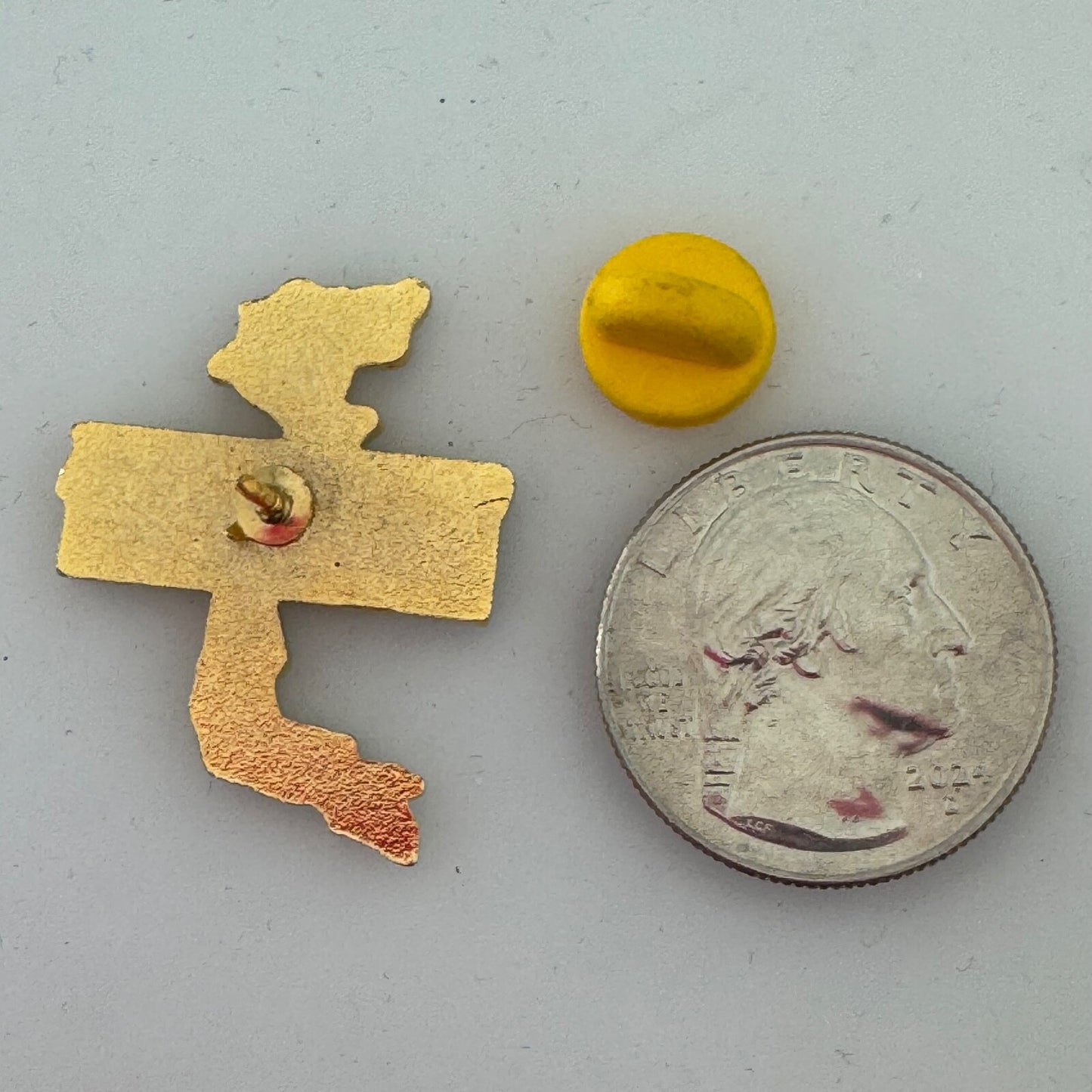 Vintage Vietnam Veteran Enamel Lapel Pin