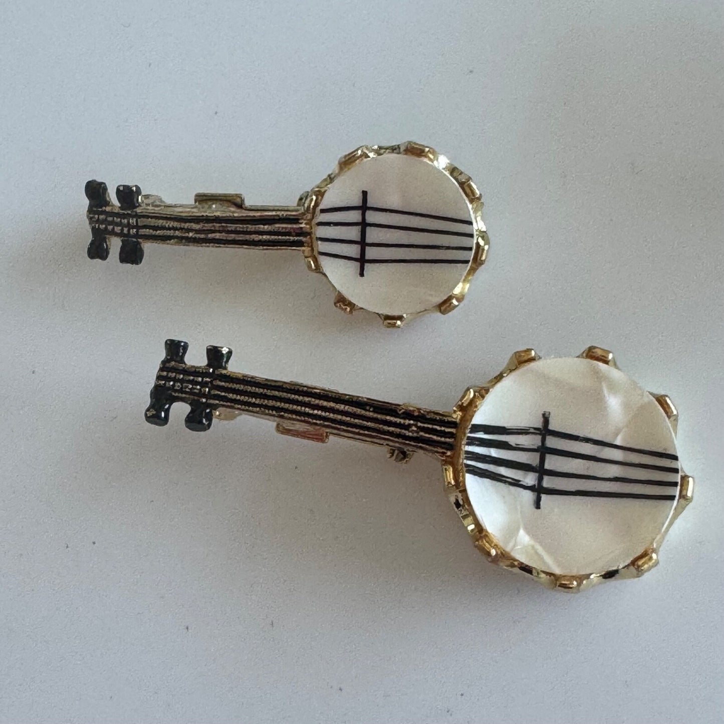 Vintage Gold Tone Banjo Duette Brooch Set Pin Pair of Brooches