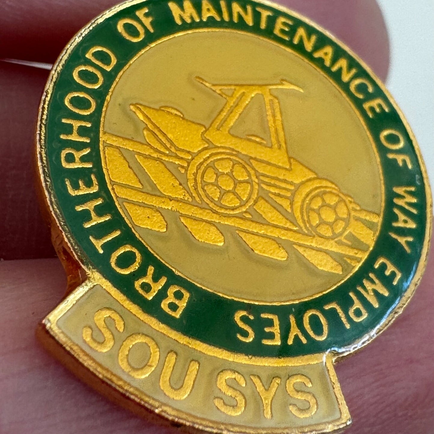 Brotherhood of Maintenance of Way Employees Sou Sys Lapel Pin BMWED Teamsters