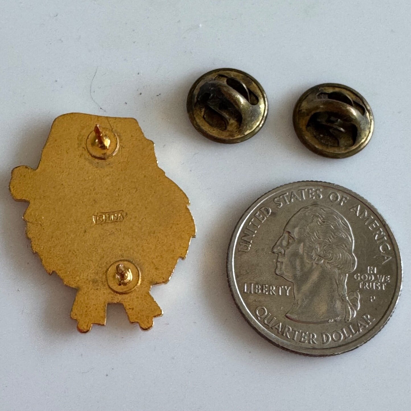 Vintage 1995 Sausalito Tavernacle Choir Christmas Lapel Pin