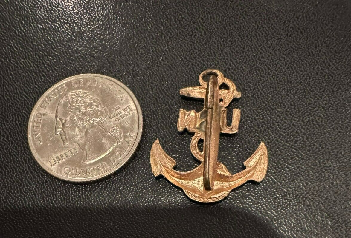 Antique U.S. Navy Anchor Rope Lapel Pin