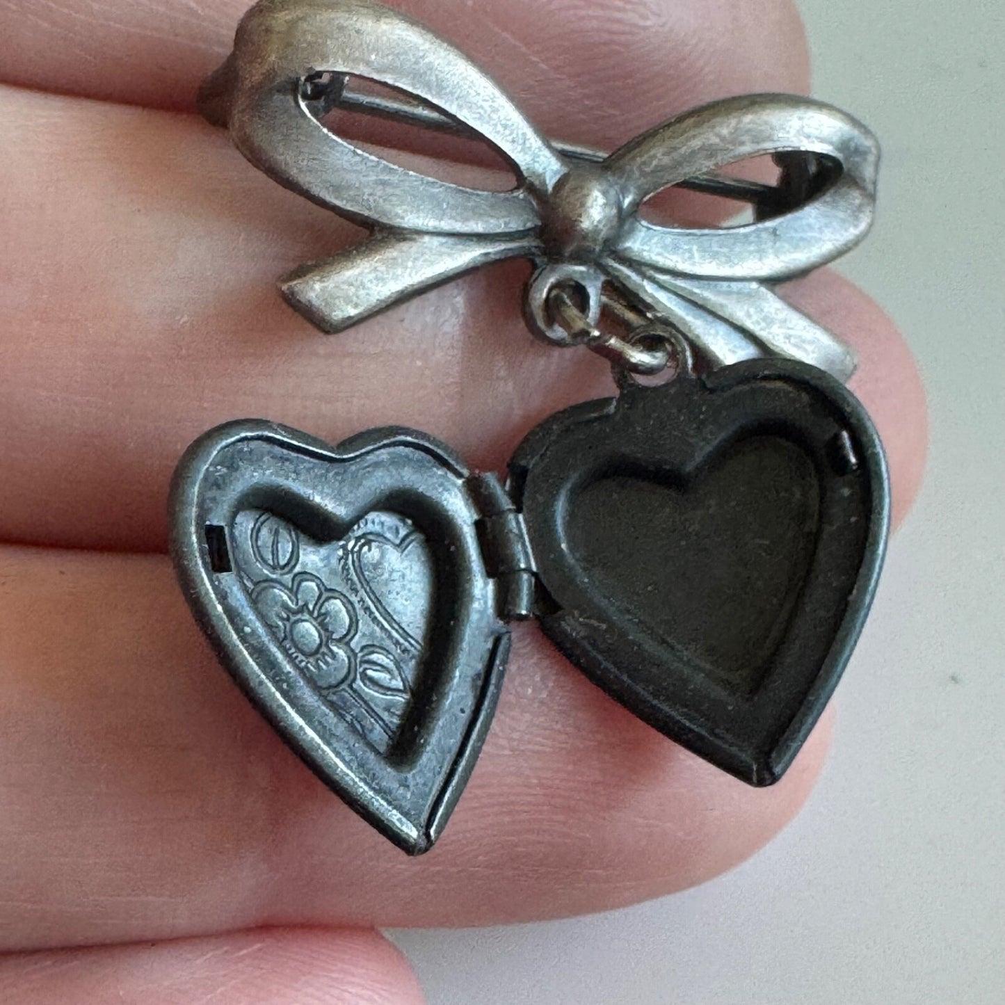 Silver Tone Dangle Locket Brooch Pin Bow Heart Shaped Flower