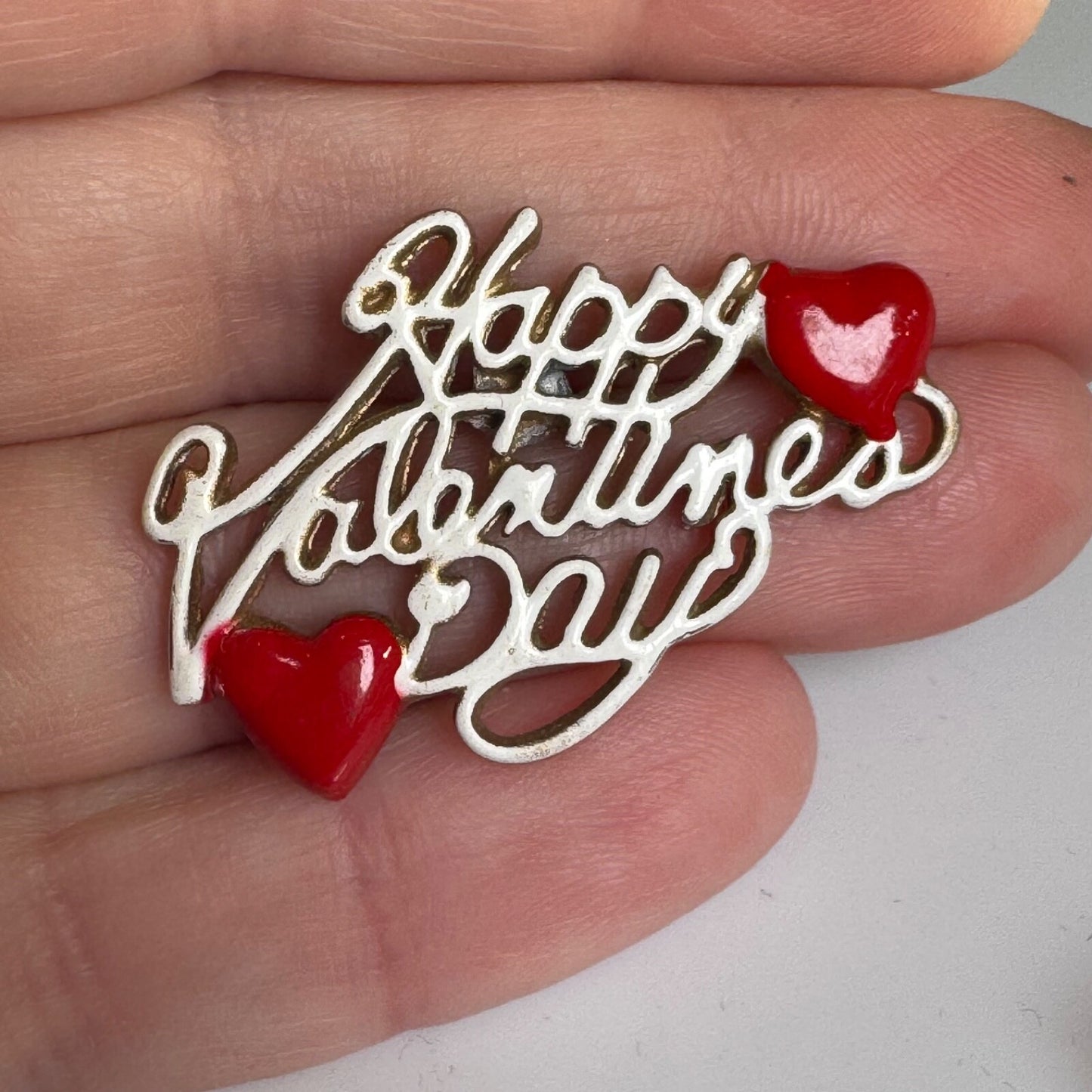 Vintage Happy Valentines Day Enamel Heart Brooch Lapel Pin White Red