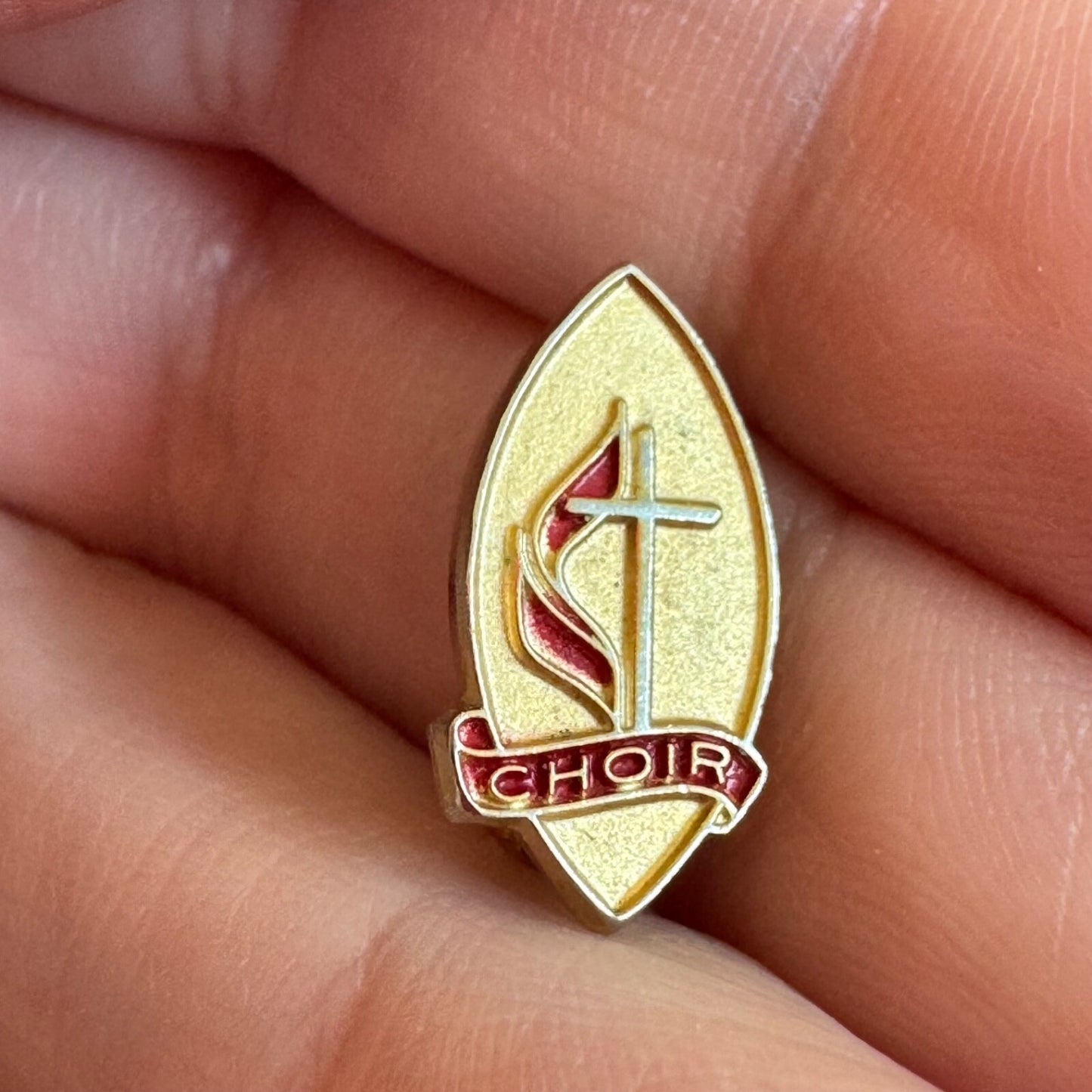 United Methodist Church Choir Member UMC Gold Tone Flame & Cross Pin