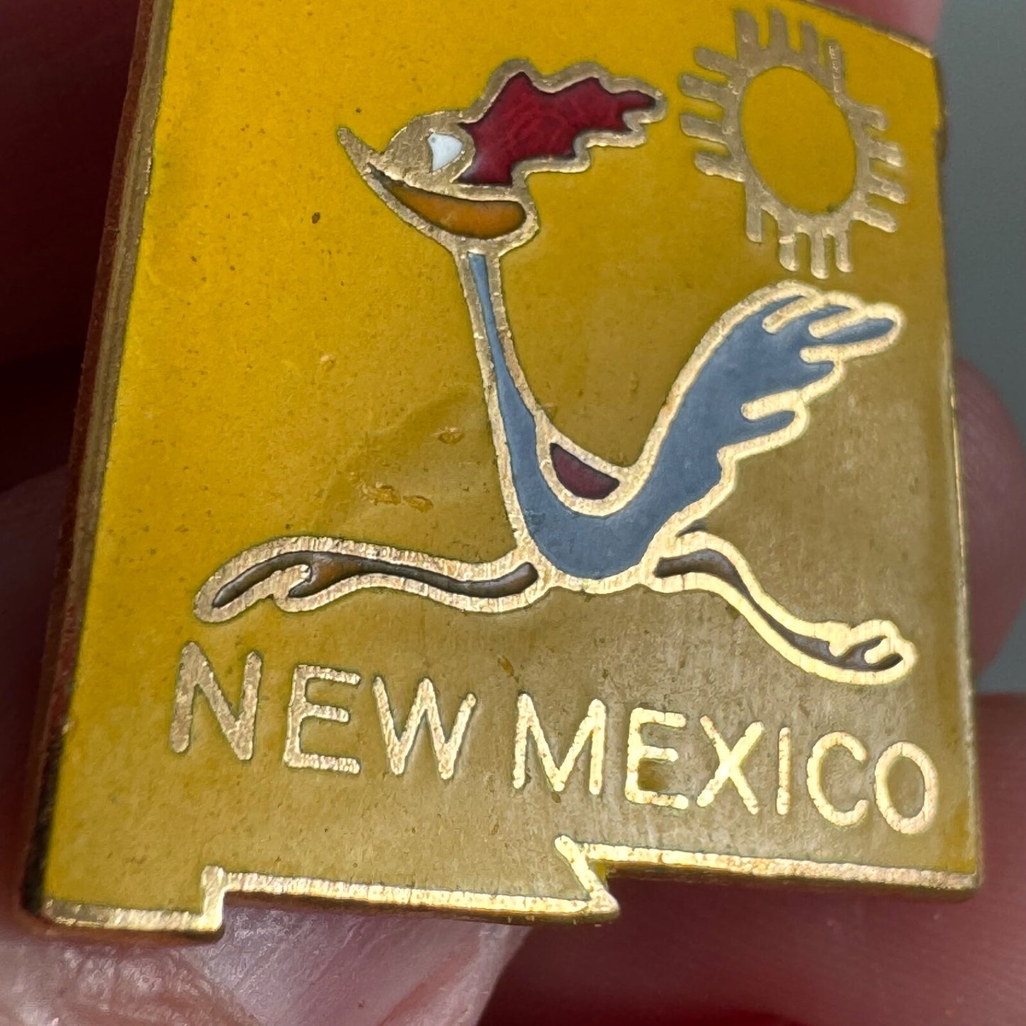Vintage New Mexico State Lapel Pin Roadrunner Looney Tunes