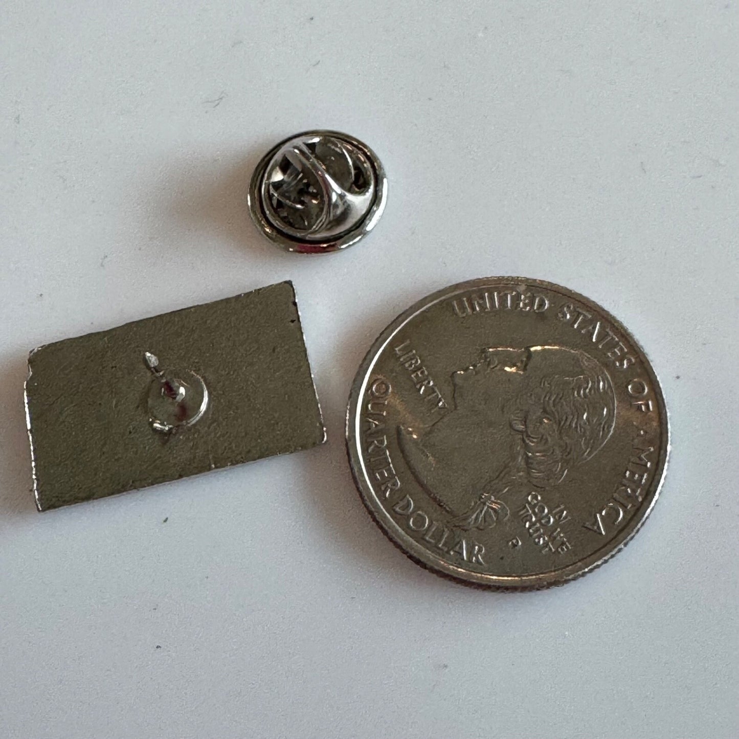 Vintage Kansas State Shaped Souvenir Tourist Lapel Pin Sunflower