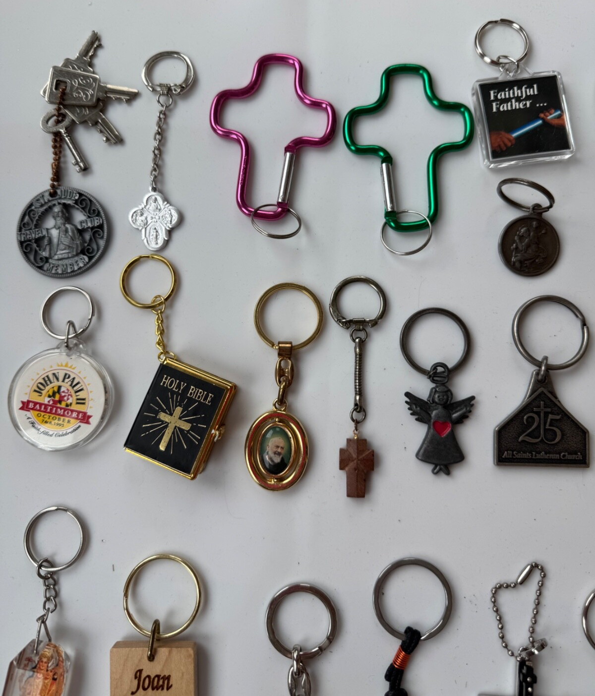 Lot of 30+ Vintage Religious Christian Keychains Key Chains Angels Crosses