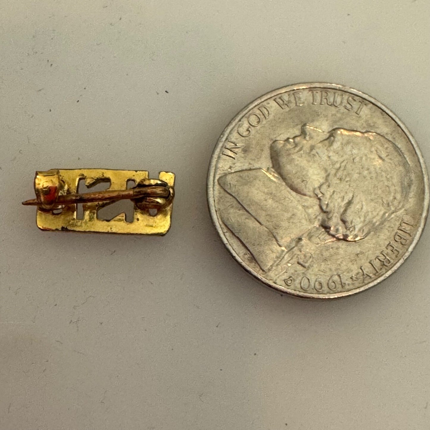 Vintage Gold Tone USO Lapel Pin C-Clasp