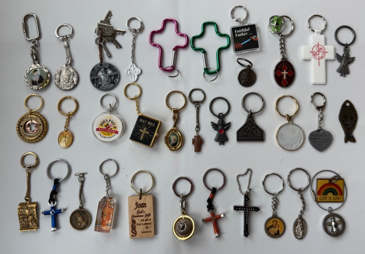 Lot of 30+ Vintage Religious Christian Keychains Key Chains Angels Crosses