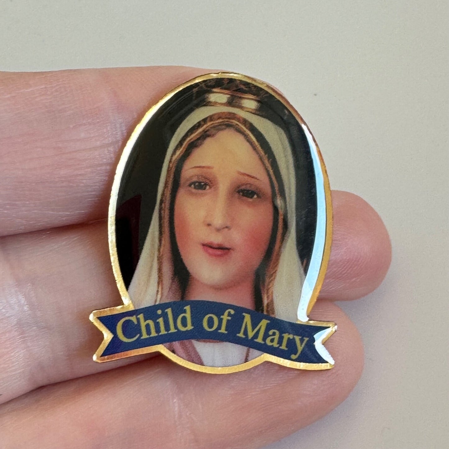 Child of Mary Virgin Portrait Gold-Trimmed Devotional Pin Fatima
