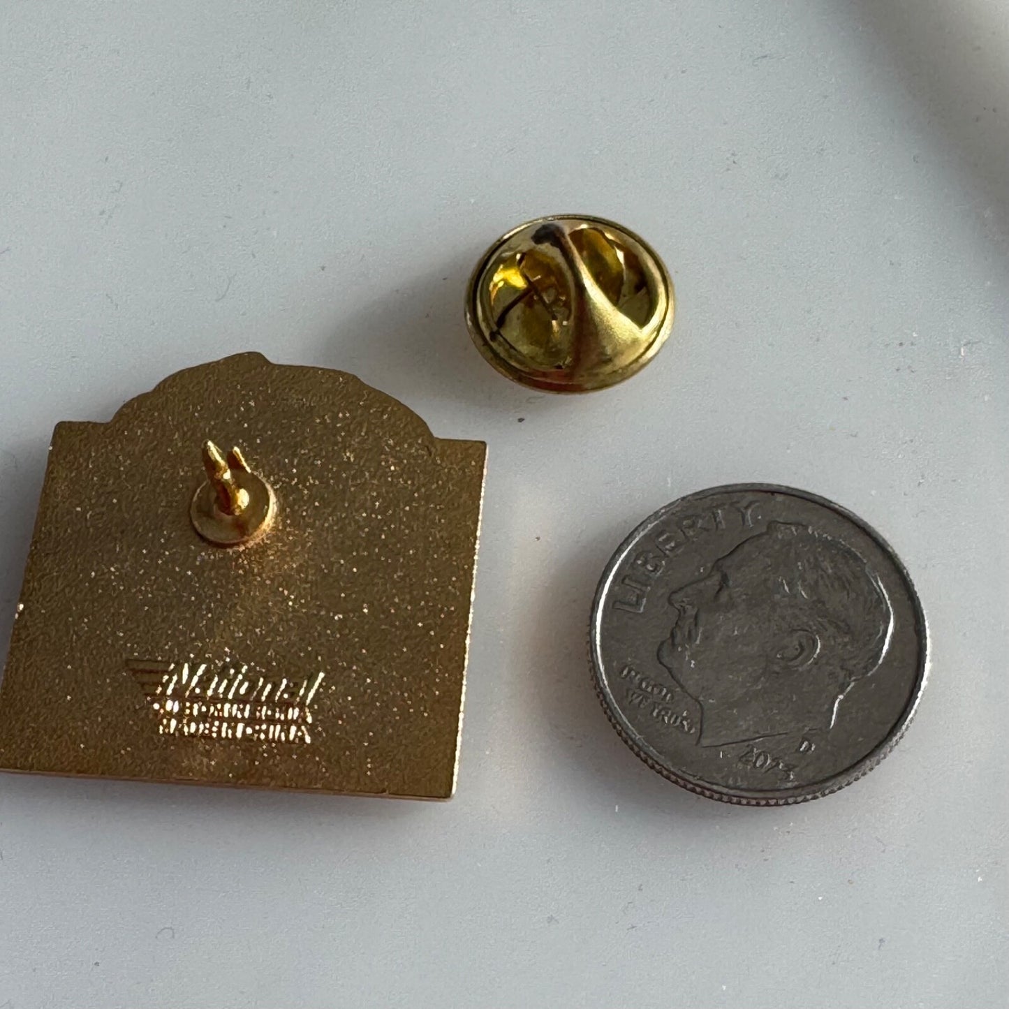 Vintage Mizzou Alumni Life Member University of Missouri Lapel Pin Tigers