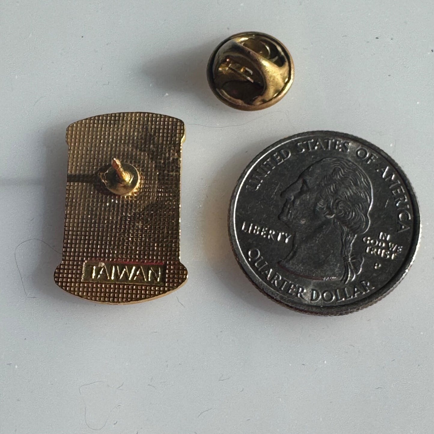 Vintage Mauna Loa Macadamia Nuts Enamel Lapel Pin Can Advertising