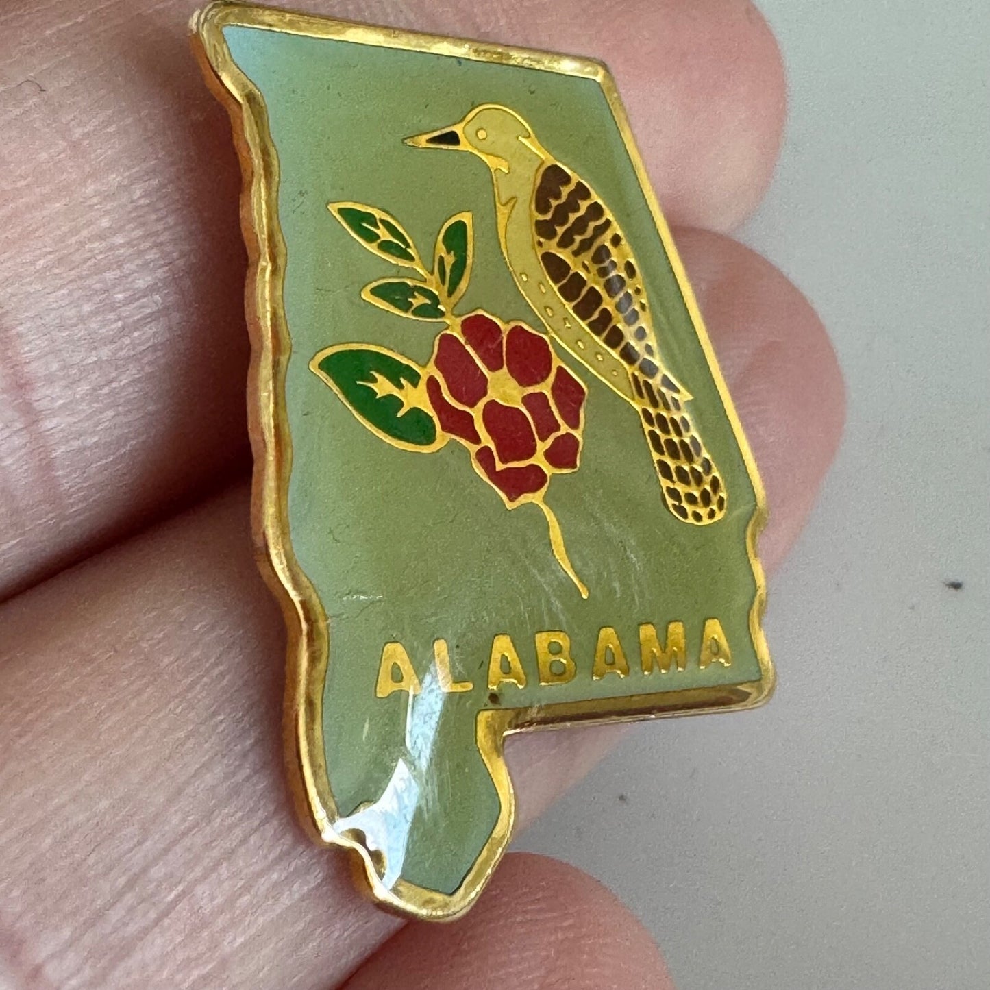 Alabama State Souvenir Lapel Pin Camellia Yellowhammer
