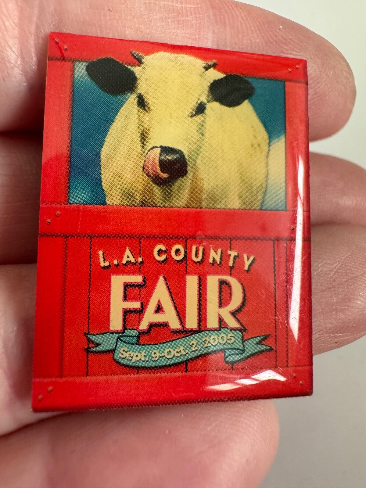 Vintage 2005 Los Angeles L.A. County Fair Barn Door Cow Lapel Pin