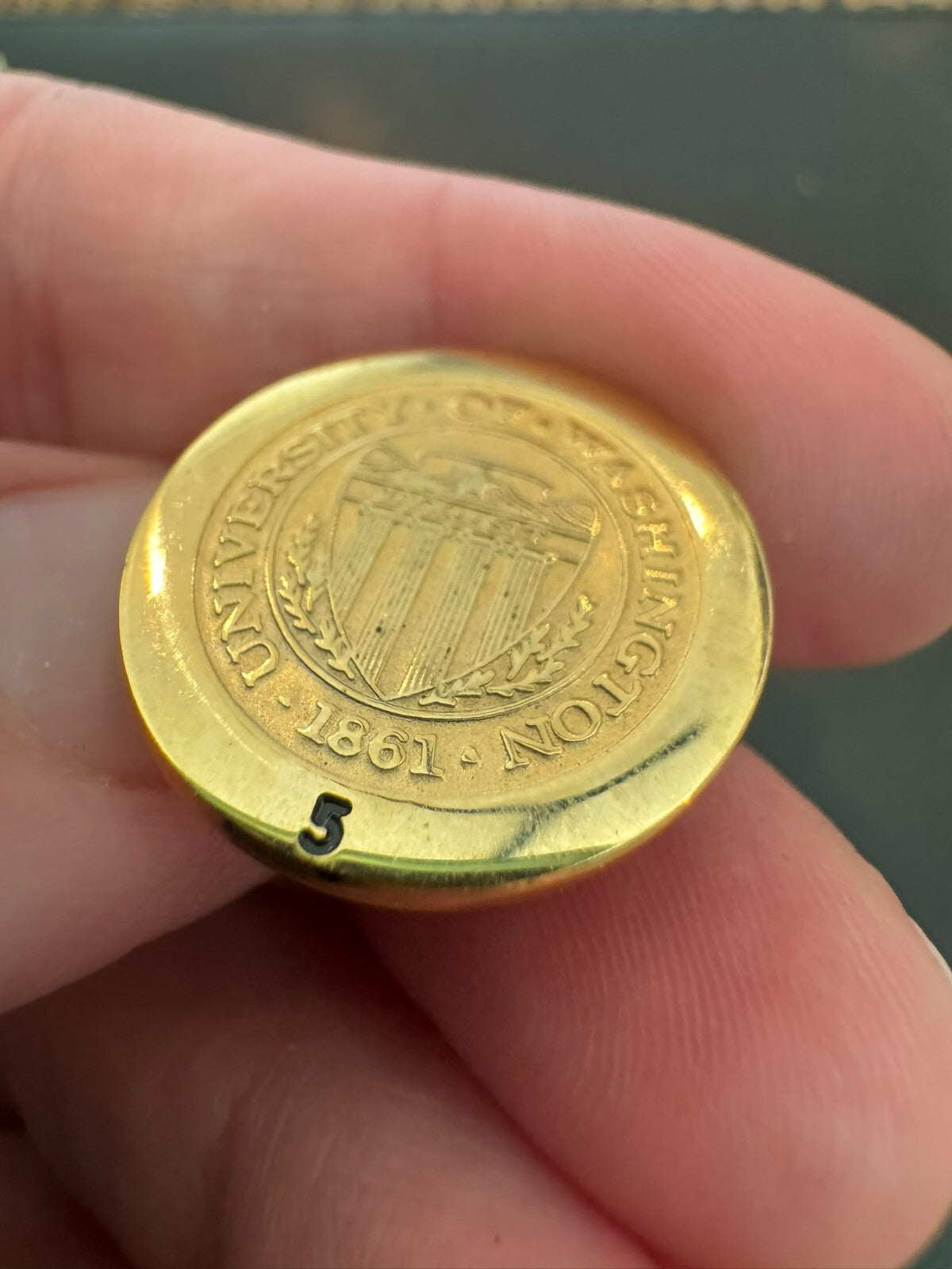 University of Washington Employee Service Pin Five Years UW Huskies