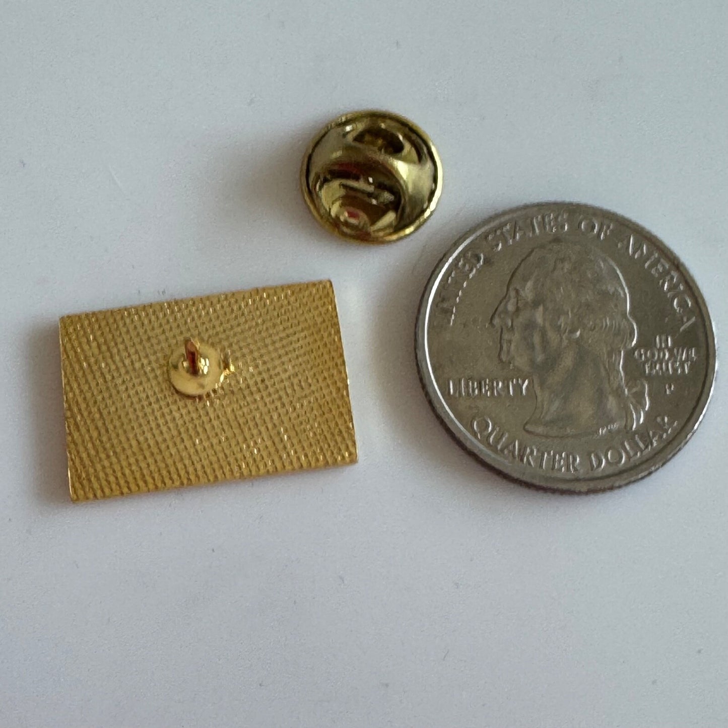 Vintage Argentina Andean Condor Gold Tone Souvenir Lapel Pin