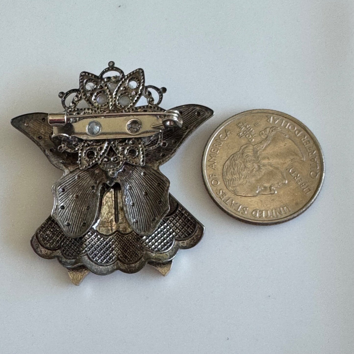 US Air Force Angel Support Ribbon Enamel Lapel Pin Brooch Mom Grandma Wife