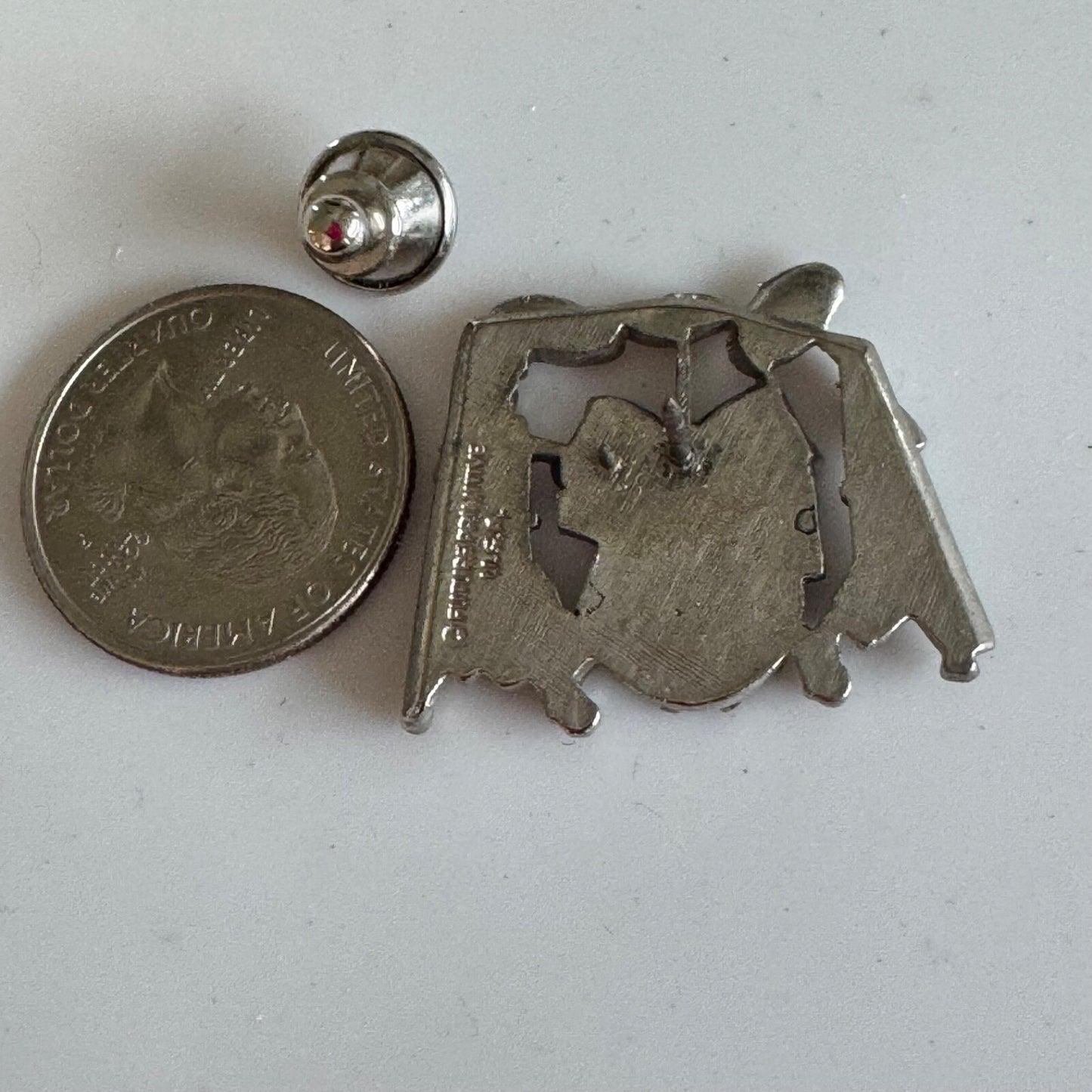 Future Primitive Drum Set Kit Pin Brooch – Silver Tone Musician