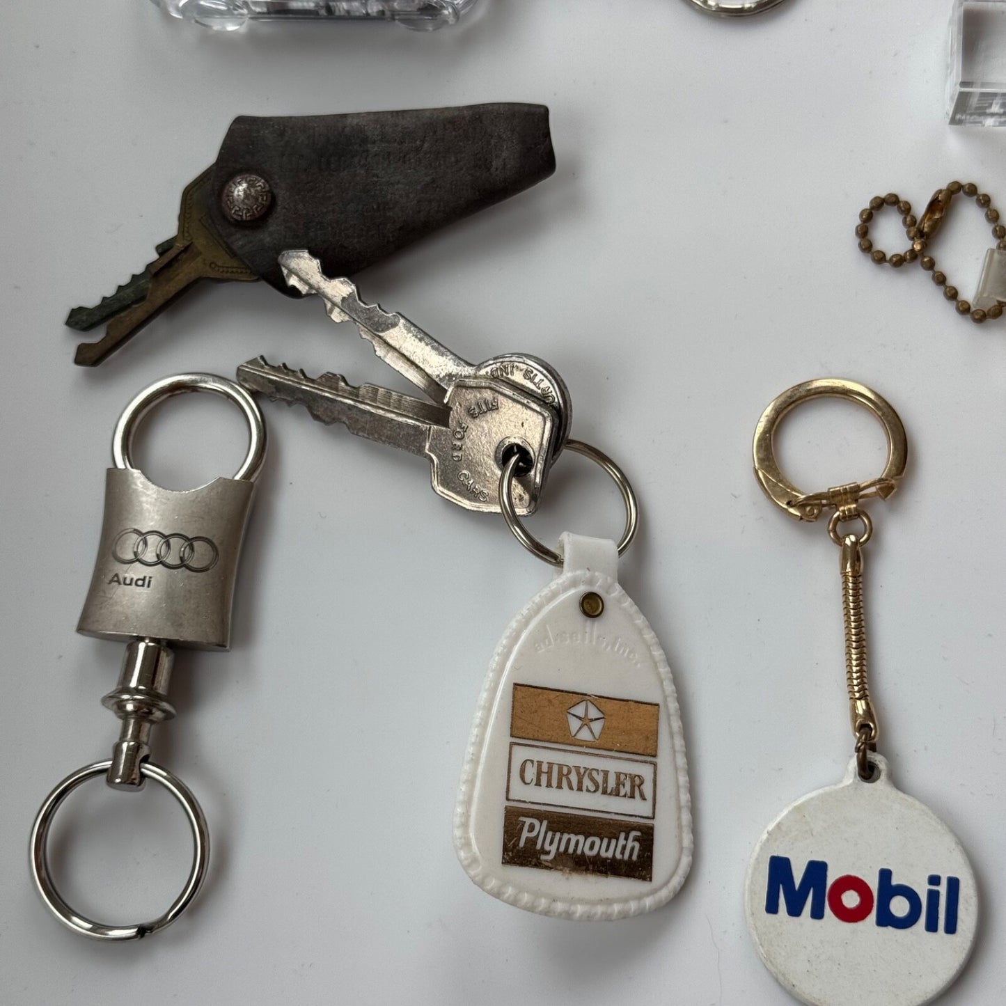 Lot of 20+ Vintage Car Automobile Dealership Oil Gas Keychains Key Chains