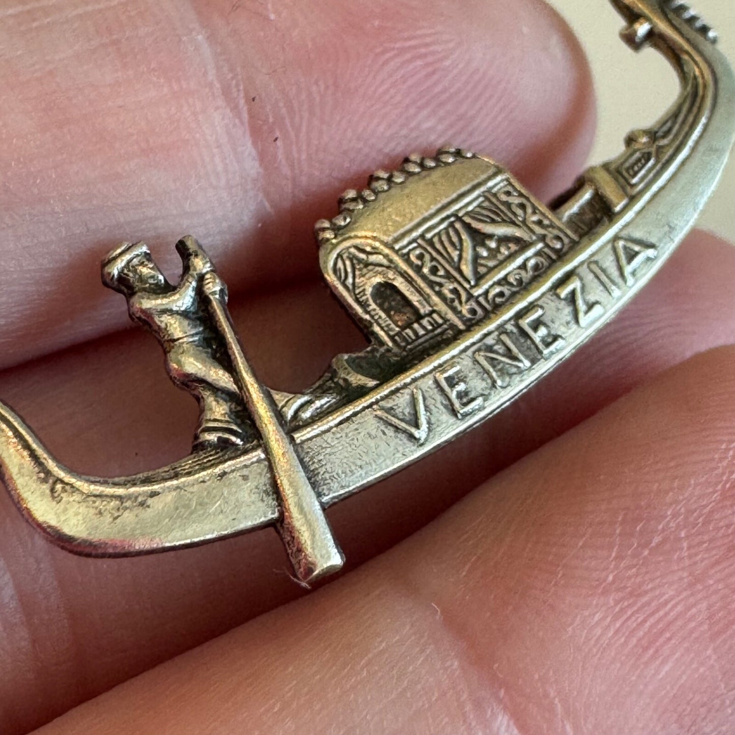 VINTAGE VENEZIA VENICE ITALY GONDOLA BOAT 800 SILVER BROOCH PIN