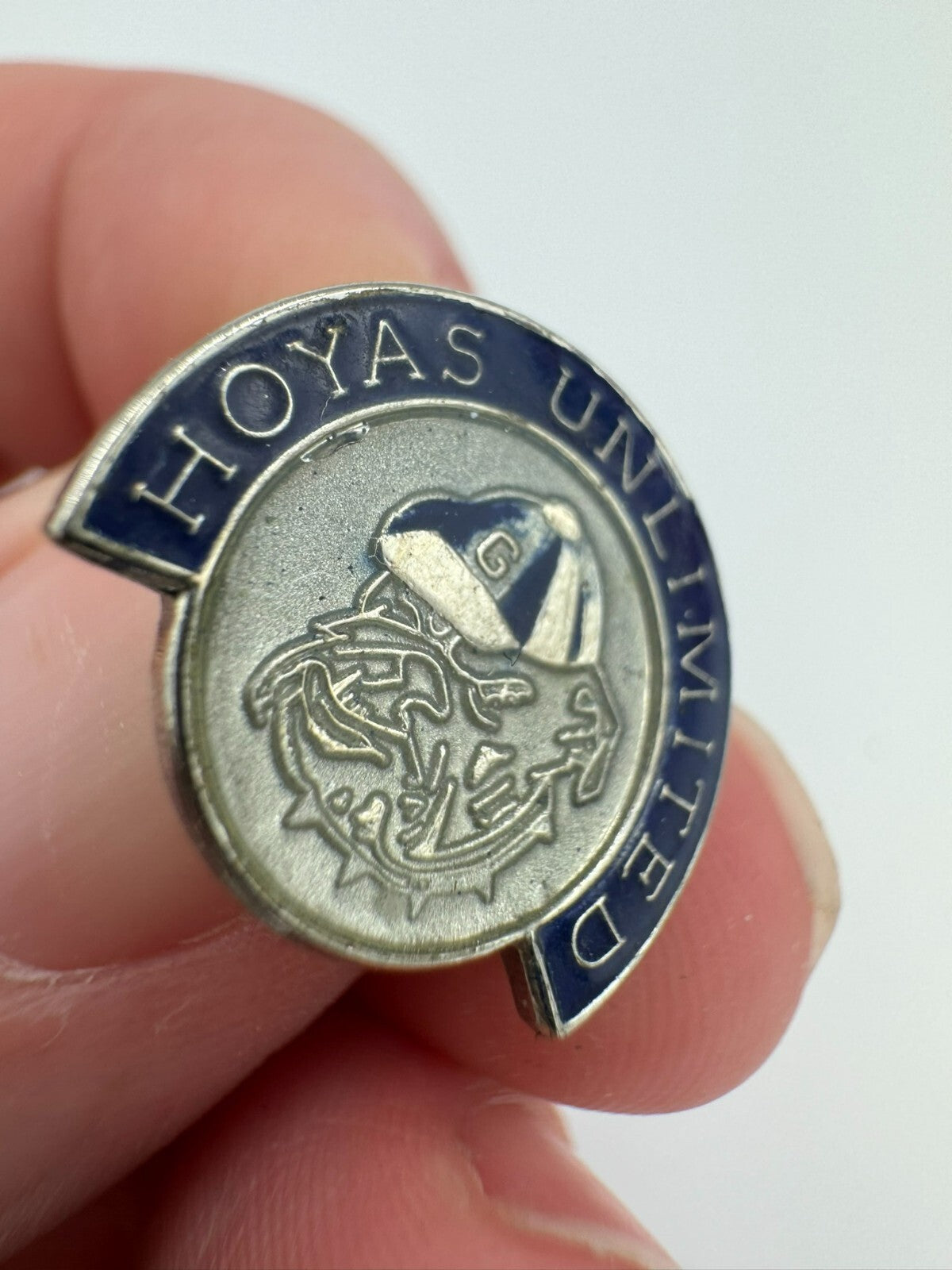 Hoyas Unlimited Georgetown University Pin Pin-back