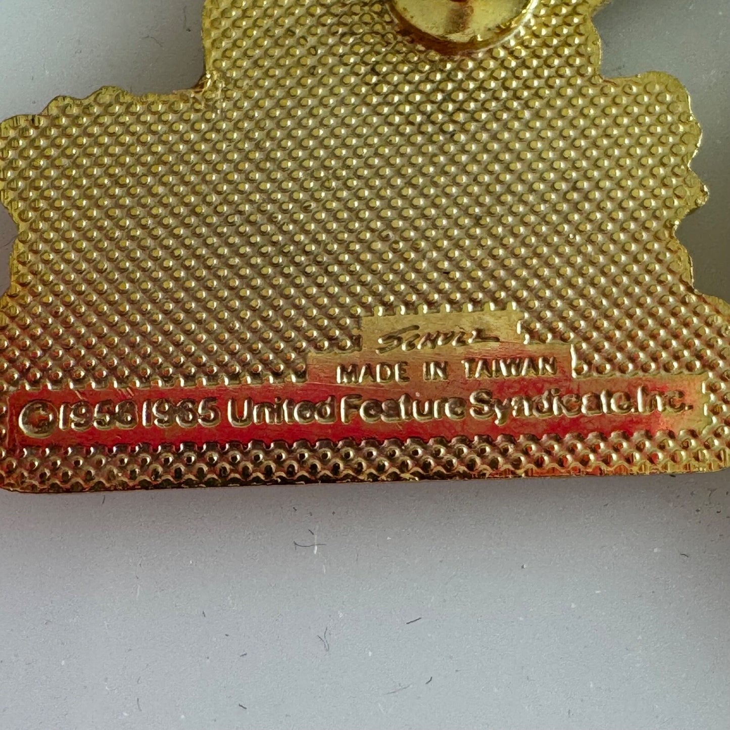 Vintage 1985 Snoopy Woodstock Cubs Scouts Lapel Pin Scoutmaster