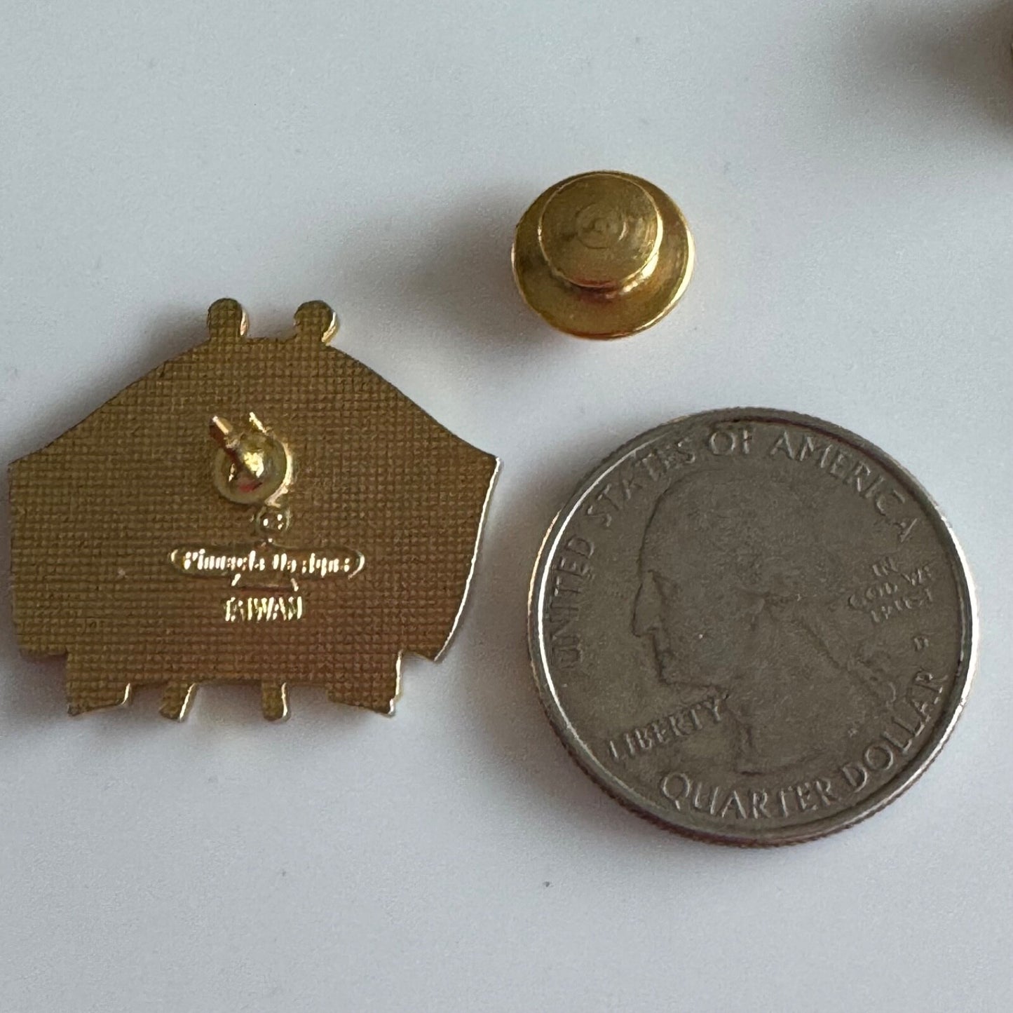 Vintage Glasnost USA USSR Flag Friendship Lapel Pin American United States US