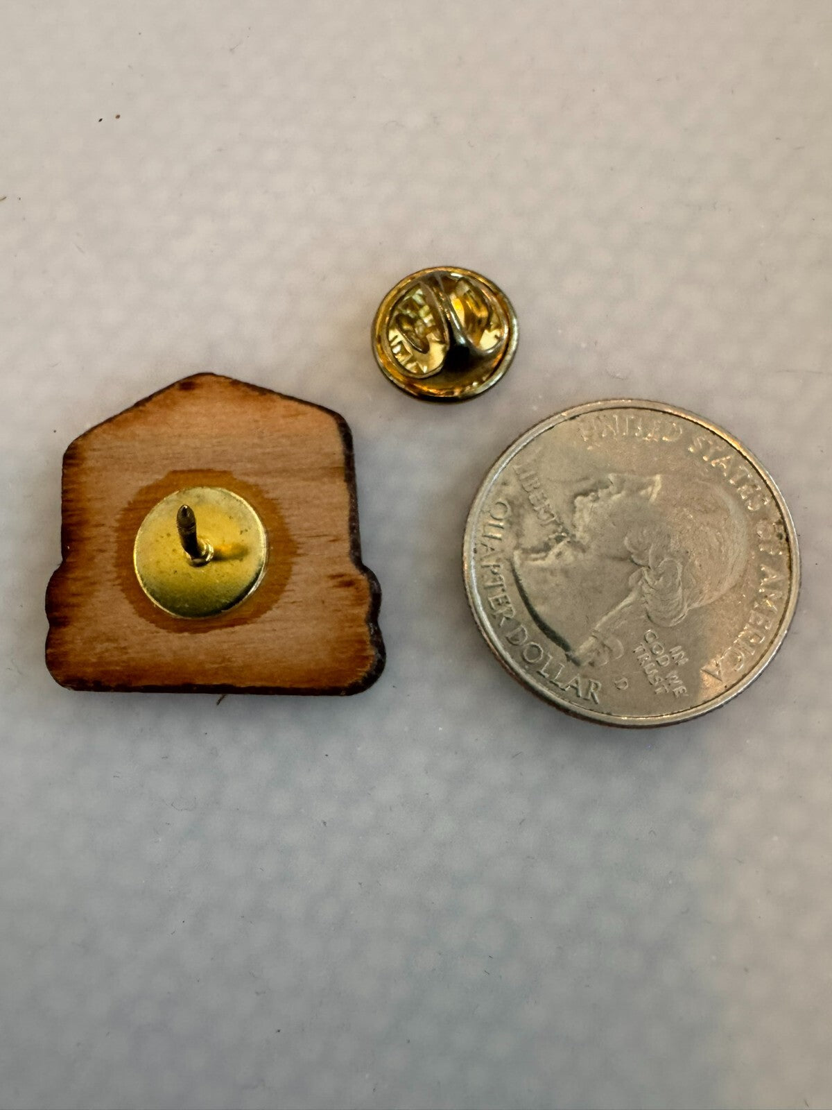 Vintage Lookout Mountain Wooden Souvenir Lapel Pin Cannon