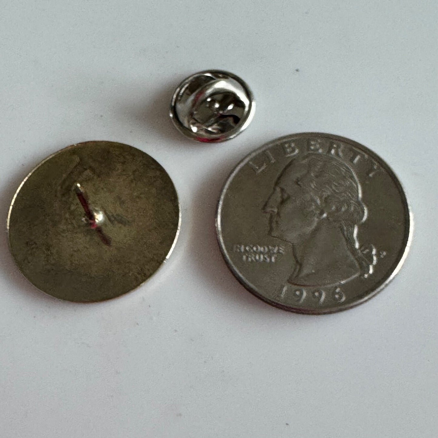 Vintage 1980 Juneau Alaska Centennial Lapel Pin Souvenir Tourist RARE