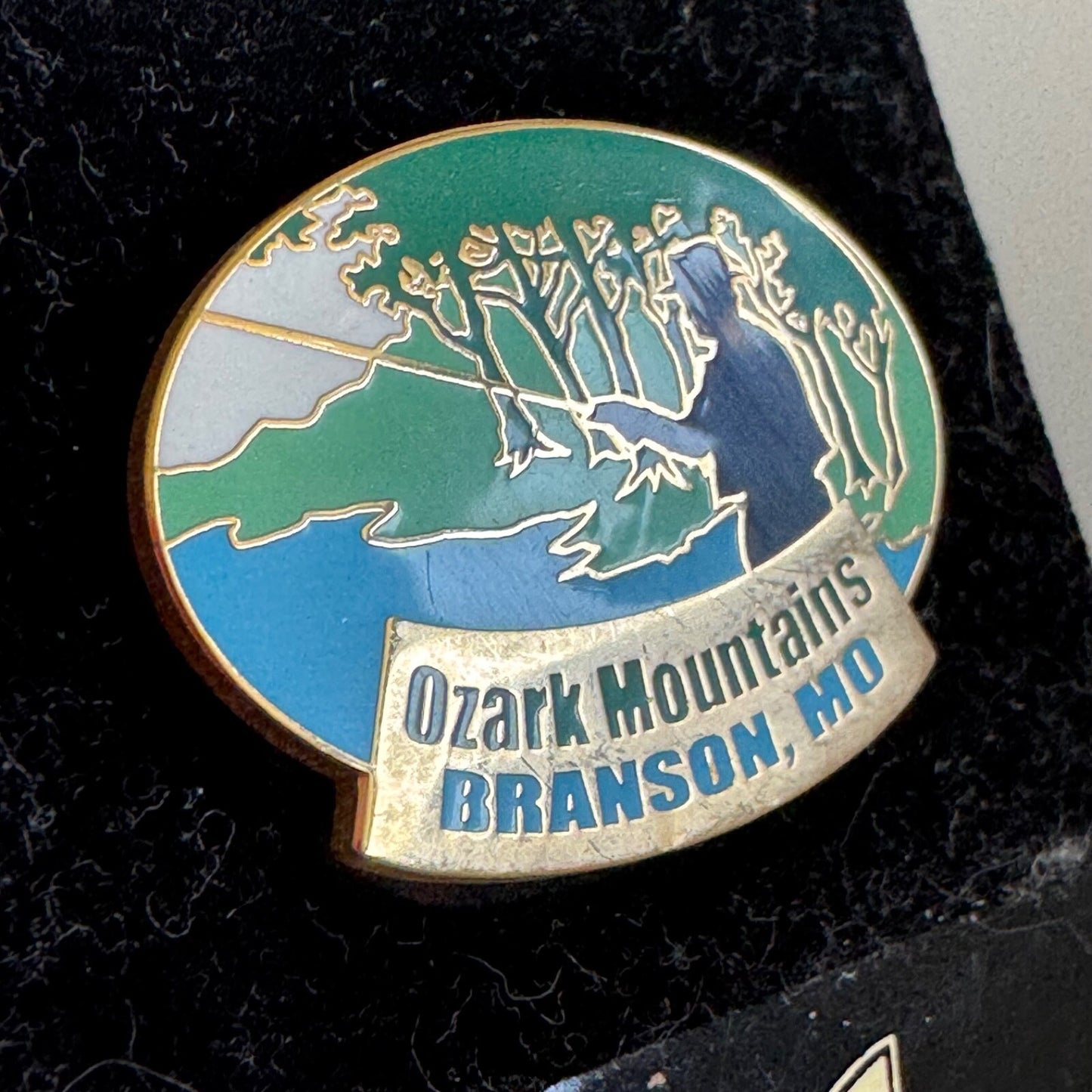 Ozark Mountains Lapel Pin – Branson, Missouri Silver Dollar City