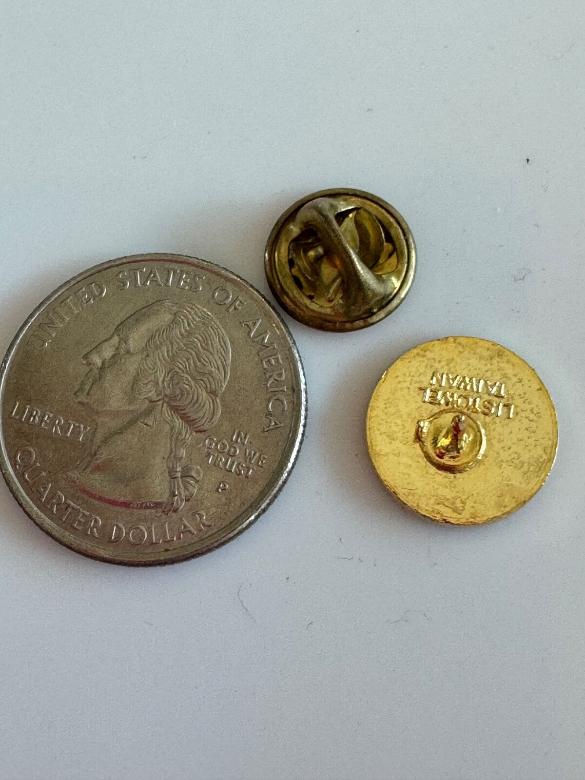 Vintage 1980s Blue and Gold Young Life YL Enamel Christian Youth Group Pin
