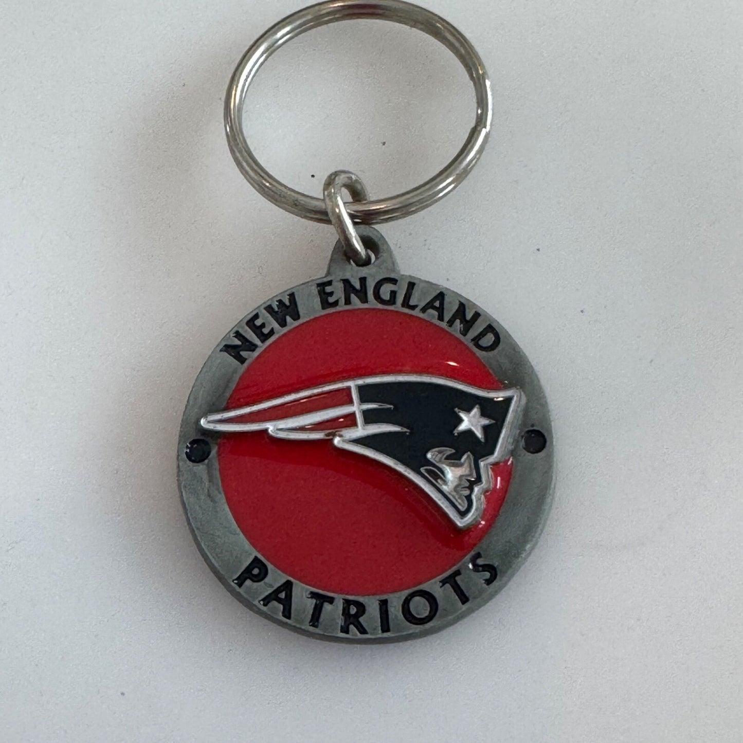 Vintage New England Patriots Key Chain Siskiyou Sports Pewter 2004