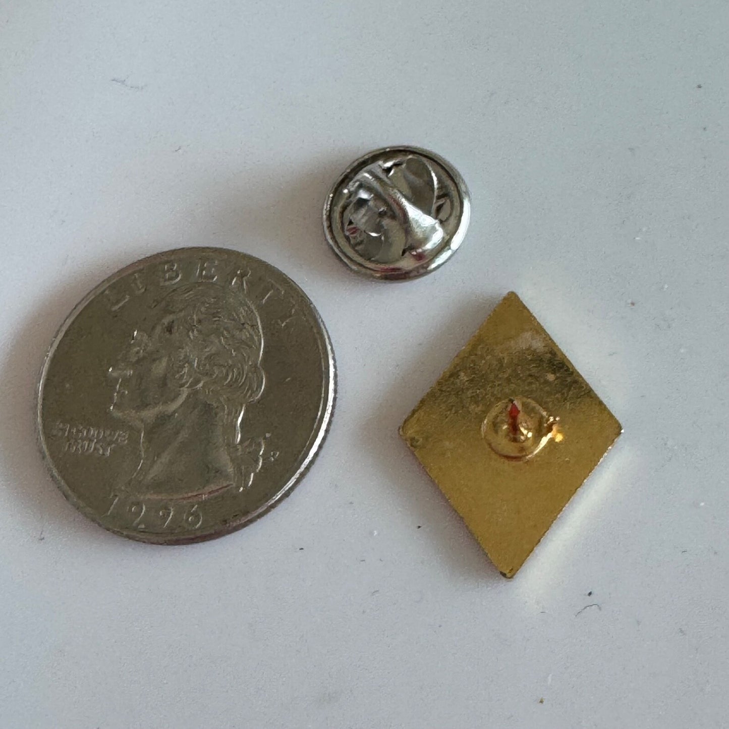 Vintage Israeli Defense Force Nahal Command Lapel Pin